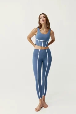 Top Vani Bluestone/White