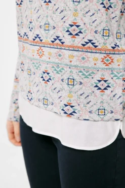 T-shirt bimatéria malha cortada estampada