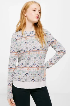 T-shirt bimatéria malha cortada estampada