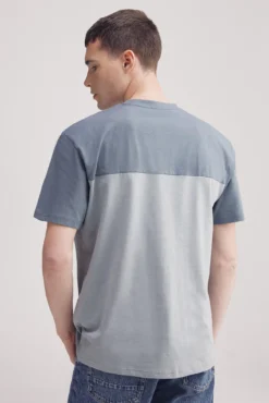T-shirt color block