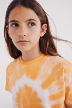 T-shirt com coração para menina