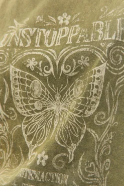 T-shirt com estampado de borboleta