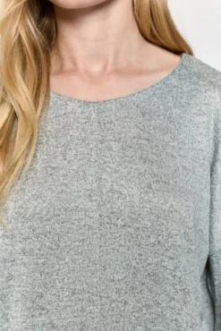 T-shirt de manga manga com gola redonda e toque suave