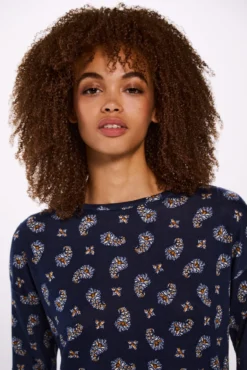 T-shirt estampada combinada