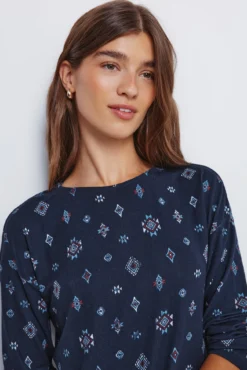 T-shirt estampada combinada