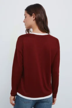 T-shirt gola em V