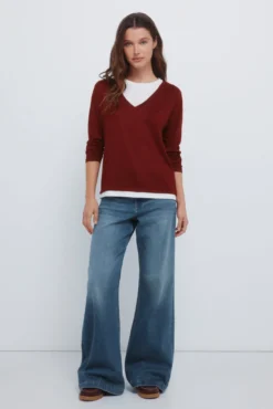 T-shirt gola em V