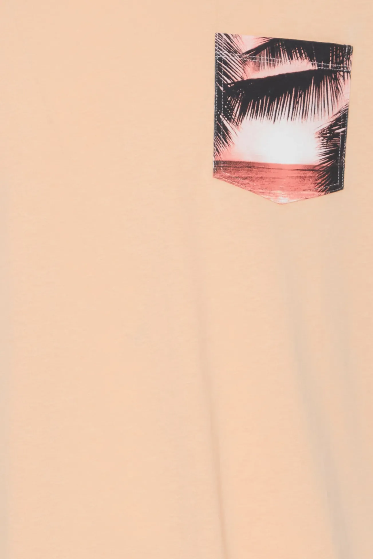 T-shirt Manga Curta - Bolso Estampado