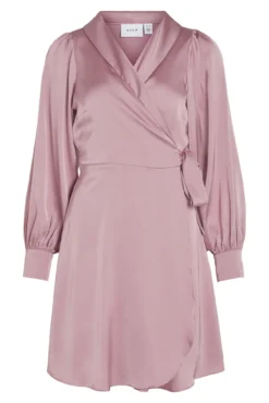 Vestido acetinado de manga comprida