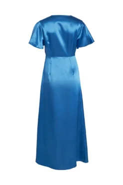 Vestido acetinado de manga curta