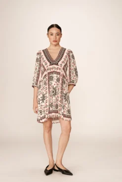 Vestido babydoll estampado boêmio