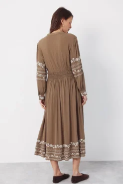 Vestido bordado