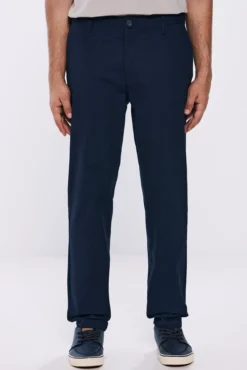 Vestido calças chino slim fit confortável