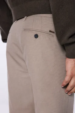 Vestido calças chino slim fit confortável