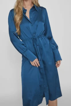 Vestido camiseiro acetinado