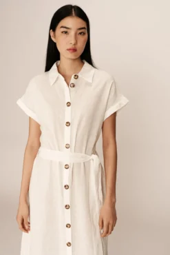 Vestido camiseiro comprido