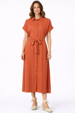 Vestido camiseiro midi com lúrex