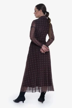 Vestido com estampado de flores