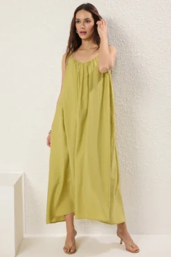 Vestido comprido de alças