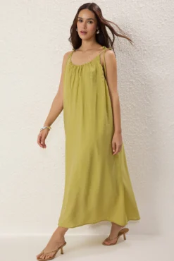 Vestido comprido de alças