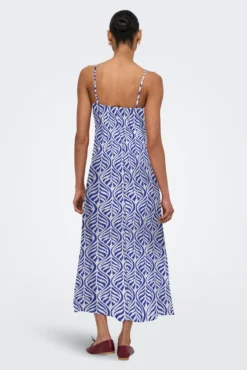 Vestido comprido de alças