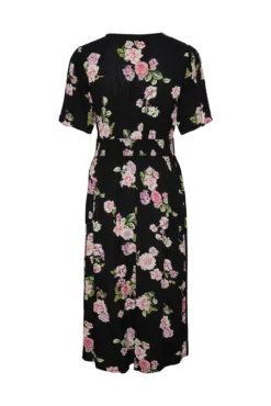 Vestido comprido de mulher.