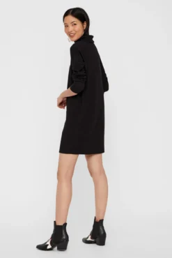 Vestido curto