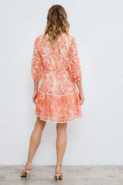 Vestido curto camiseiro