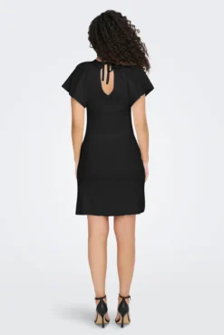 Vestido curto canelado