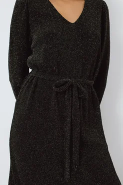 Vestido curto com lurex