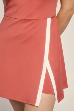 Vestido curto coral com alças