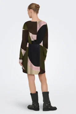 Vestido curto de cetim