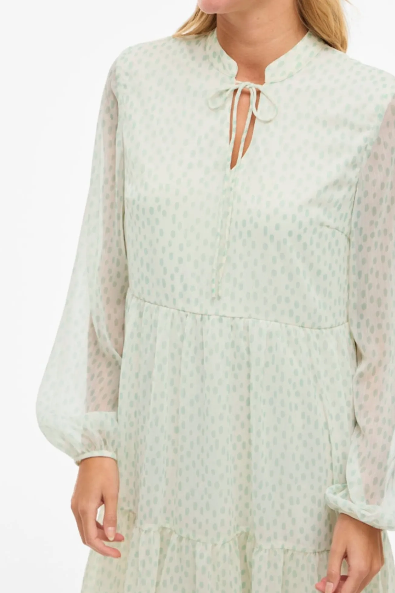 Vestido curto de chiffon