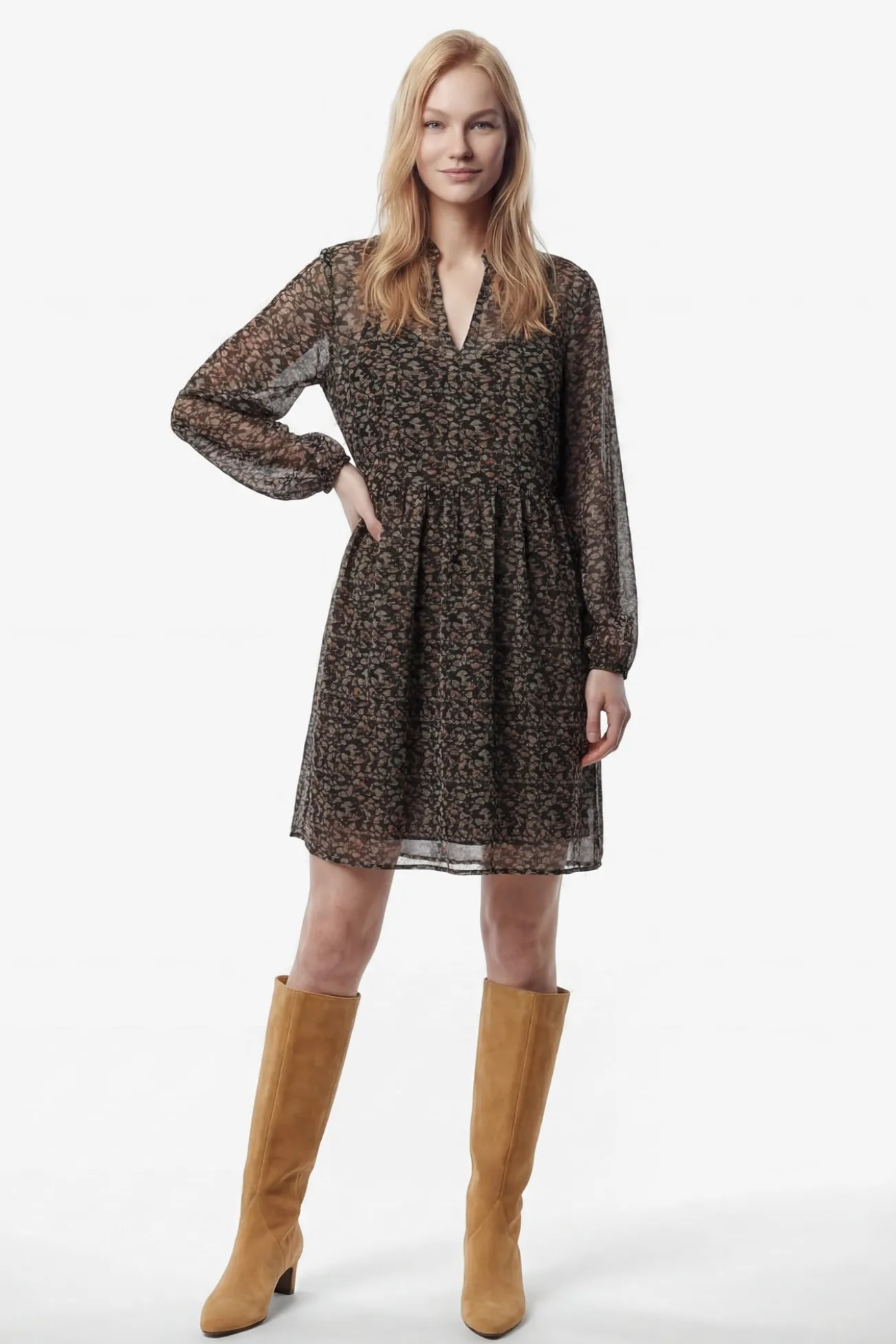 Vestido curto de chiffon