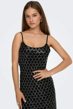 Vestido curto de lantejoulas
