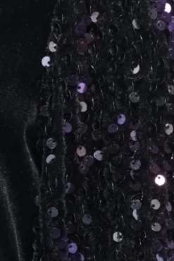 Vestido curto de lantejoulas