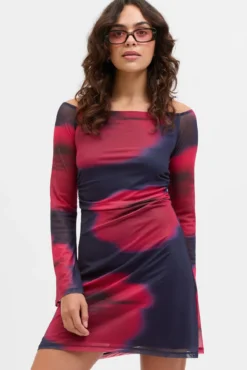 Vestido curto de malha