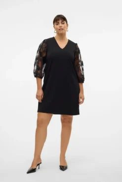 Vestido curto de manga comprida tamanho grande