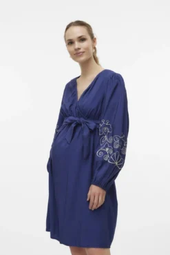 Vestido curto de manga comprida maternity
