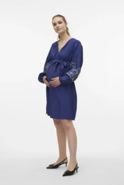Vestido curto de manga comprida maternity
