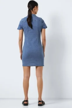Vestido curto denim