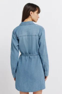 Vestido curto denim com cinto
