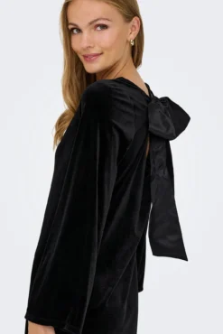 Vestido curto de veludo