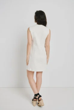 Vestido curto em denim
