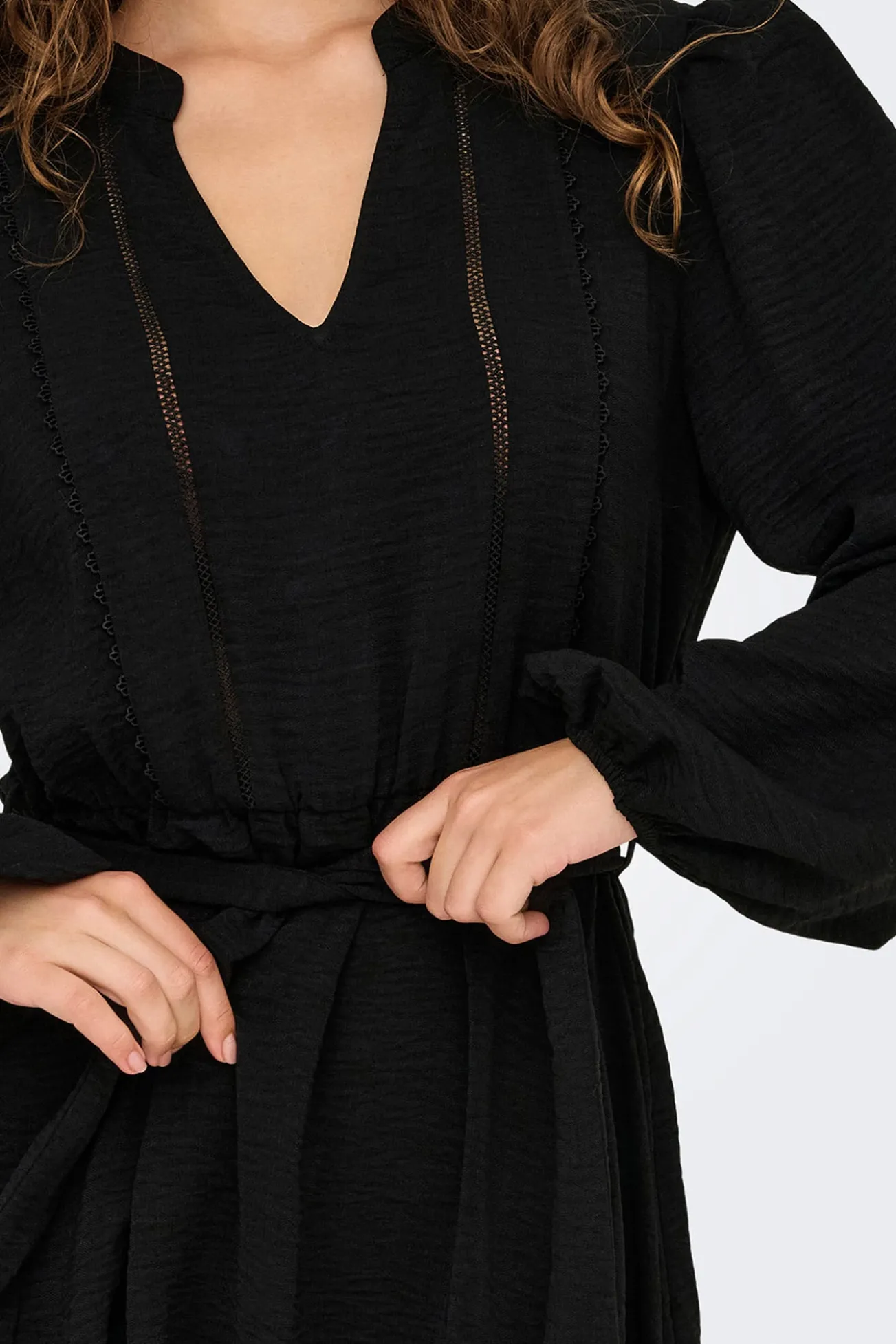 Vestido curto esvoaçante