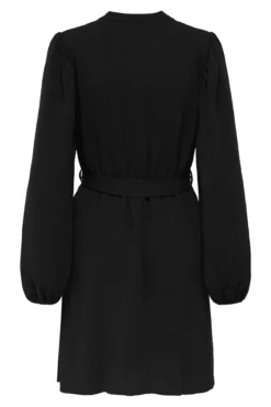 Vestido curto esvoaçante