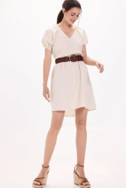 Vestido curto evasê
