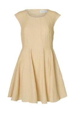 Vestido curto feito com Tencel Lyocell