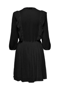 Vestido curto folhos