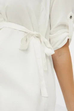 Vestido curto maternity e amamentação